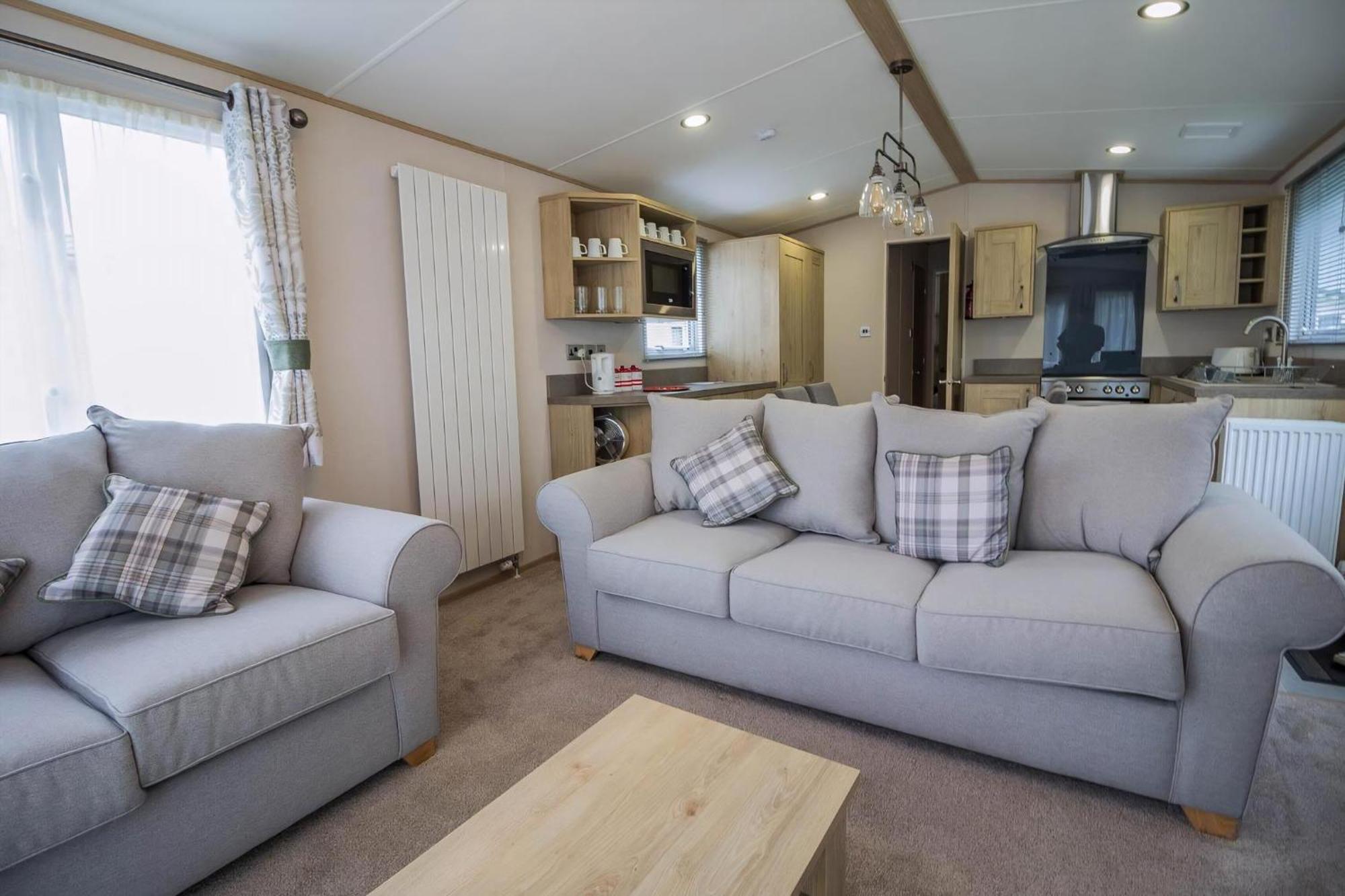 Beautiful 6 Berth Caravan With Decking At Southview Holiday Park Ref 33024O Skegness Exterior foto