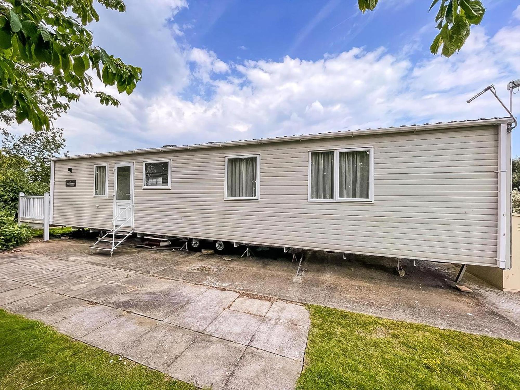 Beautiful 6 Berth Caravan With Decking At Southview Holiday Park Ref 33024O Skegness Exterior foto